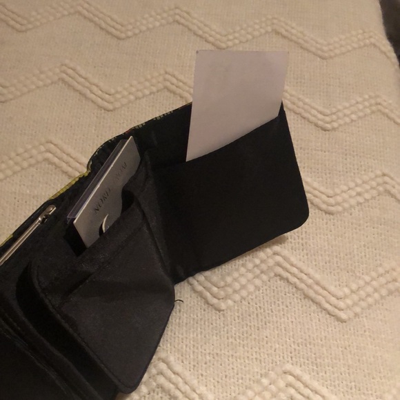 Wallet - Picture 3 of 9